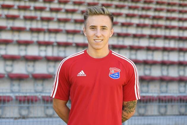 Luca Marseiler (Unterhaching, 17) Einzelbild, Aktion, Action, Porträt, Portrait, Fußball, GER, 3.Liga, Porträttermin 2017 2018, SpVgg Unterhaching, xslx