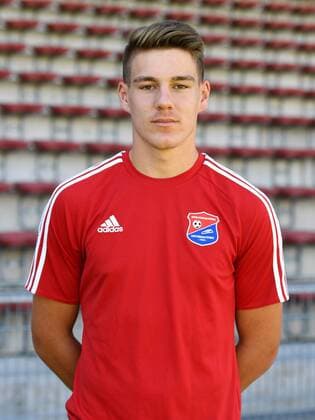 Anes Osmanoski (Unterhaching, 23) Einzelbild, Aktion, Action, Porträt, Portrait, Fußball, GER, 3.Liga, Porträttermin 2017 2018, SpVgg Unterhaching, xslx