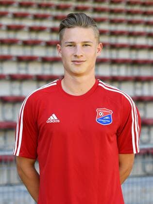 Florian Wiedl (Unterhaching, 28) Einzelbild, Aktion, Action, Porträt, Portrait, Fußball, GER, 3.Liga, Porträttermin 2017 2018, SpVgg Unterhaching, xslx