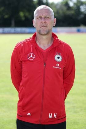 Markus Högner (Co-Trainer, Assistenztrainer, DFB-Frauen), Porträt, Portrait, Einzelbild, Vorstellung, Präsentation, Europameisterschaft 2017, EM-Kader der DFB-Frauen zur UEFA Women s EURO 2017, Deutschland, Deutscher Kader, Fussball, Frauen, Fototermin DFB-Frauen, EM-Kader 2017, xozx