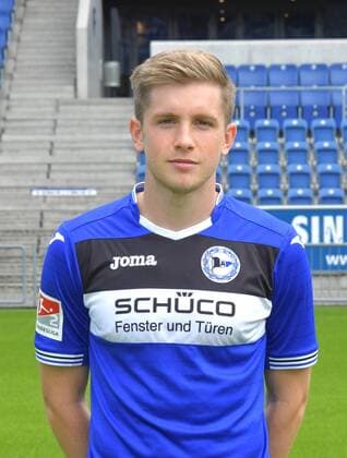 04.07.2017, Fussball, 2. LIGA, Saison 2017 2018, SCHÜCO-ARENA, BIELEFELD Fußball, GER, 2.BL, Portraittermin 2017 2018, DSC Arminia Bielefeld Patrick Weihrauch (Arminia Bielefeld), Aktion, Einzelbild, Hoch, Portrait