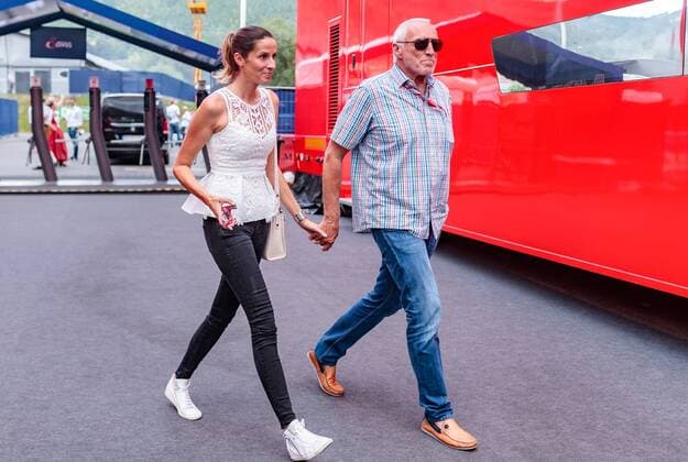 09.07.2017, Red Bull Ring, Spielberg, AUT, FIA, Formel 1, Grosser Preis von Oesterreich, Rennen, im Bild CEO and Founder of Red Bull Dietrich Mateschitz (AUT) mit Freundin Marion Feichtner CEO and Founder of Red Bull Dietrich Mateschitz (AUT) with girlfrind Marion Feichtner during the Race of the Austrian FIA Formula One Grand Prix at the Red Bull Ring in Spielberg, Austria on 2017 07 09. Pictures © 2017, PhotoCredit: JFK Spielberg Kein Release verfuegbar