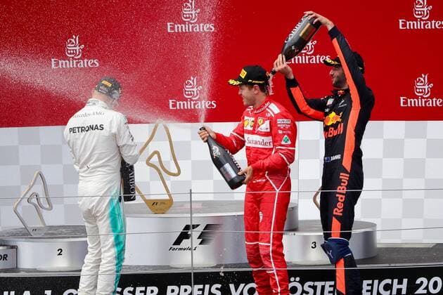 Sebastian Vettel (GER 5), Scuderia Ferrari, Daniel Ricciardo (AUS 3), Red Bull Racing, Valtteri Bottas (FIN 77), Mercedes AMG Petronas Motorsport, Grosser Preis von Österreich 2017, Rennen, Motorsport, Formel 1, 09.07.2017, Spielberg Copyright: xAndre Eibner-Pressefotox EP_JAE