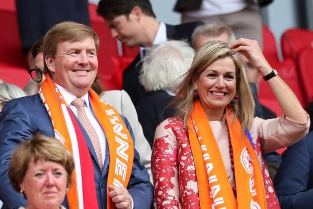 Kronprinz Willem-Alexander und seine Frau, Prinzessin Maxima, niederländisches Prinzenpaar, Fans, Publikum, Zuschauer, Stimmung, Atmosphäre, Stadion, Fussball, UEFA Women s EURO 2017, Niederlande - Norwegen, xozx
