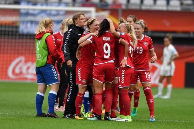 Jubel, Freuen, celebrate, happy, cheer , Celebration nach dem Sieg - Dänemark im Halbfinale -, Fussball, UEFA Women s EURO 2017, Viertelfinale, Deutschland - Dänemark, xmkx
