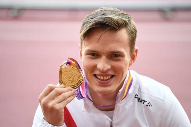 Leichtathletik, WM, Siegerehrung 400m Hürden Herren London, IAAF, Leichtathletik, athletics, Track and Field, World athletics Championships 2017 in London Leichtathletik WM 2017, 04-13.08.2017, Olympic Stadium London, Karsten Warholm nowegen Goldmedaille400m Hürden
