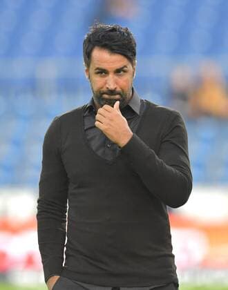 21.08.2017,Fussball, 2. LIGA, Saison 2017 2018, 3. Spieltag, SCHÜCO-ARENA, BIELEFELD DSC ARMINIA BIELEFELD - VFL BOCHUM 2 - 0 Ismail Atalan (Trainer VfL Bochum), Aktion, Einzelbild, Hoch, Mimik, Gestik, Trainer, Coach