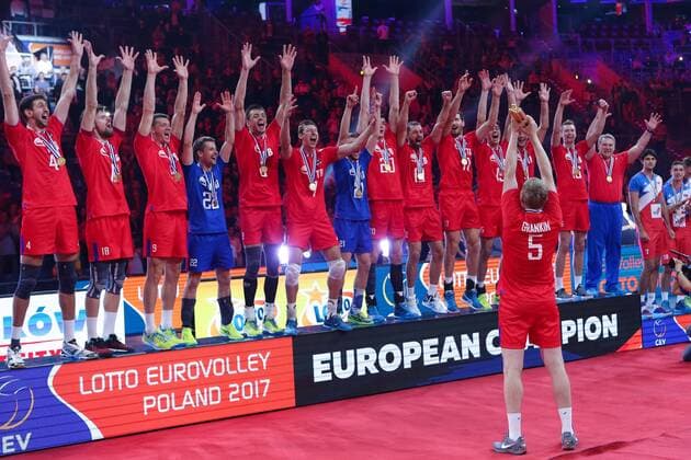 03.09.2017, Krakow, siatkowka, Mistrzostwa Europy, mecz finalowy, Niemcy - Rosja, Druzyna Rosji, radosc, Team Russia celebration, Germany - Russia, Eurovolley 2017 final, fot. Tomasz Jastrzebowski Foto Olimpik NEWSPIX.PL --- Newspix.pl FRANCE OUT! 20170903toja436