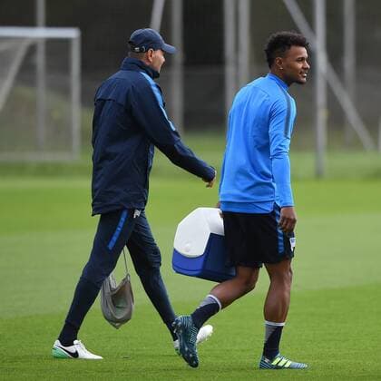 Fussball, Herren, UEFA Euroleague, Saison 2017 18, Hertha BSC, Training, Torwart-Trainer Zsolt Petry (Hertha BSC), Valentino Lazaro (Nr. 20, Hertha BSC) , 13.09.17, Copyright: xMichaelxHundtx xMatthiasxKochx
