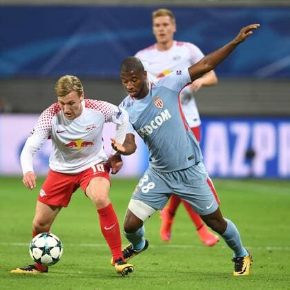 Fussball, Herren, Saison 2017 2018, Champions League (Gruppe G, 1. Spieltag), RB Leipzig - AS Monaco, Emil Forsberg (Nr. 10, RB Leipzig), Almamy Toure (Nr. 38, AS Monaco), 13.09.2017, Copyright: xMatthiasxKochx