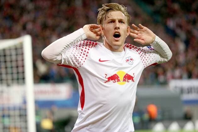 Bilder des Tages - SPORT RB Leipzig - Monaco Fussball Champions League Leipzig, 13.09.2017, Red Bull Arena, Fussball, UEFA Champions League, Gruppe G, 1.Spieltag , RB Leipzig vs. AS Monaco , Tor für RB Leipzig, Torjubel nach dem Treffer zum 1:0 durch Torschütze Emil Forsberg (10, RB Leipzig) . ,