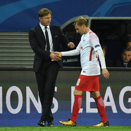 Fussball, Herren, Saison 2017 2018, Champions League (Gruppe G, 1. Spieltag), RB Leipzig - AS Monaco, Cheftrainer Ralph Hasenhüttl (RB Leipzig), Emil Forsberg (Nr. 10, RB Leipzig), 13.09.2017, Copyright: xMatthiasxKochx