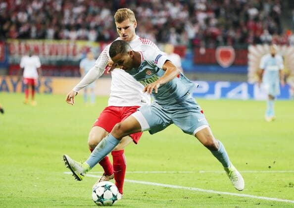 RB Leipzig - Monaco Fussball Champions League Leipzig, 13.09.2017, Red Bull Arena, Fussball, UEFA Champions League, Gruppe G, 1.Spieltag , RB Leipzig vs. AS Monaco 1:1 (1:1) , Im Bild von vorn; Jorge (6, Monaco) und Emil Forsberg (10, RB Leipzig). ,