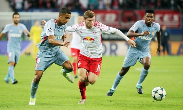 RB Leipzig - Monaco Fussball Champions League Leipzig, 13.09.2017, Red Bull Arena, Fussball, UEFA Champions League, Gruppe G, 1.Spieltag , RB Leipzig vs. AS Monaco , Im Bild von links; Jorge (6, Monaco), Emil Forsberg (10, RB Leipzig) und Jemerson (5, Monaco). ,