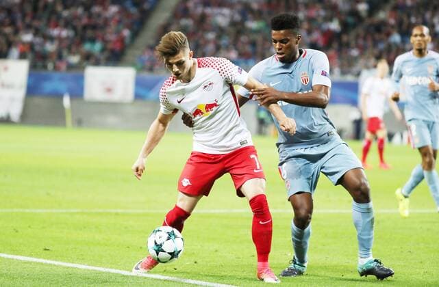 RB Leipzig - Monaco Fussball Champions League Leipzig, 13.09.2017, Red Bull Arena, Fussball, UEFA Champions League, Gruppe G, 1.Spieltag , RB Leipzig vs. AS Monaco 1:1 (1:1) , Im Bild von links; Marcel Sabitzer (7, RB Leipzig) und Jemerson (5, Monaco). ,