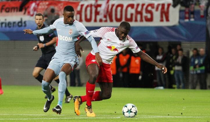 GER, 1. FBL, Champions League, Vorrunde, RasenBallsport Leipzig vs AS Monaco 13.09.17 , Leipzig, Red Bull Arena, GER, 1.FBL, Saison 2017 2018, Chamions League, Vorrunde, 01. Spieltag, RasenBallsport Leipzig vs AS Monaco im Bild Dayot Upamecano (Leipzig) gegen Adama Diakhaby (Monaco)
