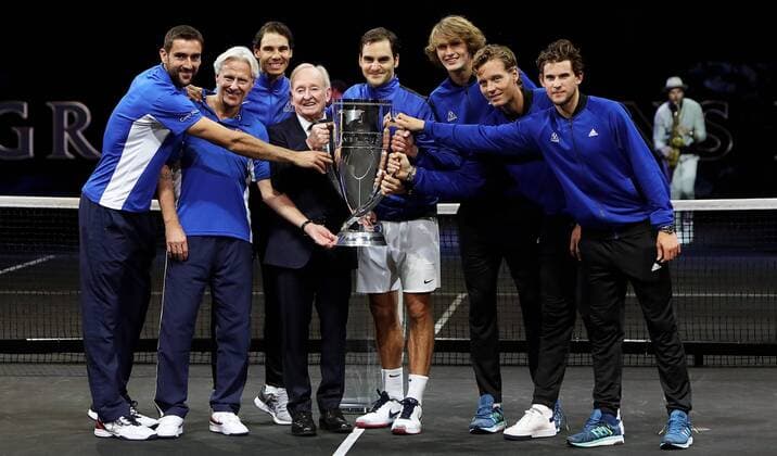 TENNIS - Laver Cup 2017 PRAGUE,CZECH REPUBLIC,24.SEP.17 - TENNIS - Laver Cup, Team Europe vs Team World, award ceremony. Image shows Marin Cilic (CRO), Bjoern Borg (SWE), Rafael Nadal (ESP), Rod Laver, Roger Federer (SUI), Alexander Zverev (GER), Tomas Berdych (CZE) and Dominic Thiem (AUT). GEPAxpictures xMatthiasxHauer