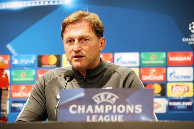 RB Leipzig - Pressekonferenz Fussball Champions League Istanbul, 25.09.2017, Vodafone Park, Fussball, UEFA Champions League, Gruppe G, 2.Spieltag , Besiktas Istanbul vs. RB Leipzig , Pressekonferenz am Vortag des Spieles. , Im Bild; Trainer Ralph Hasenhüttl Hasenhuettl, RB Leipzig ,
