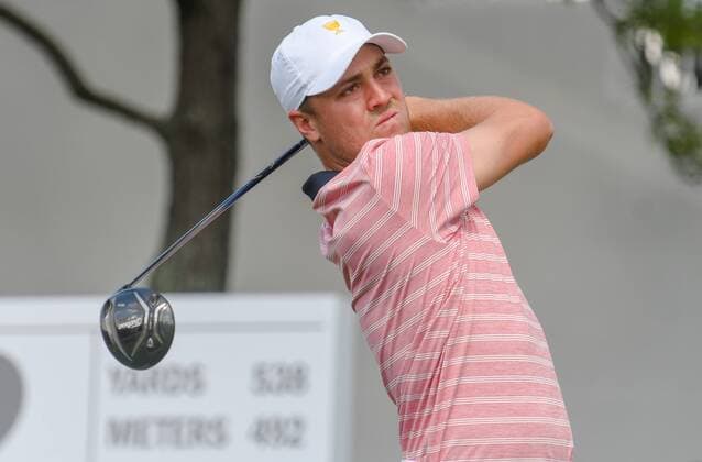 Friday September 29, 2017: Justin Thomas of the United States watches his tee shot on the 2nd hole during the second round of the Presidents Cup at Liberty National Golf Course in Jersey City, New Jersey. CSM PGA Golf Herren 2017: Presidents Cup SEPT 29 - ZUMAc04_ 20170929_zaf_c04_046 Copyright: xGregoryxVasilx
