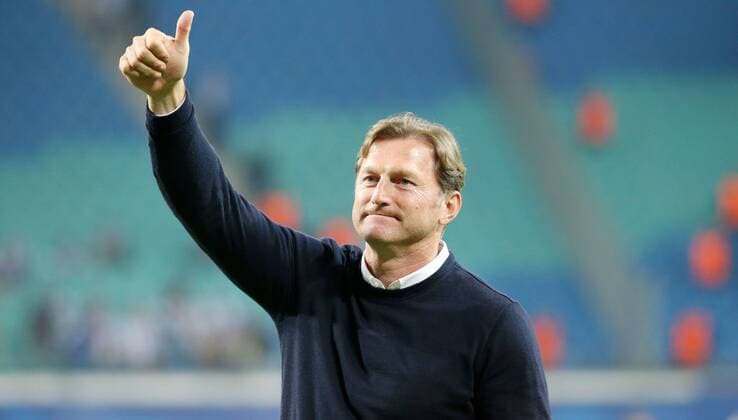 RB Leipzig - Porto Fussball Champions League Leipzig, 17.10.2017, Red Bull Arena, Fussball, UEFA Champions League, Gruppe G, 3.Spieltag , RB Leipzig (DEU) vs. FC Porto (PRT) 3:2 (3:2) , Im Bild: Trainer Ralph Hasenhüttl Hasenhuettl (RB Leipzig), Schlussjubel, Dank an die Fans. ,