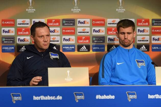 Fussball, Herren, 2017 18, Europa League, Hertha BSC, Pressekonferenz, Cheftrainer Pal Dardai (Hertha BSC), TW Thomas Kraft (Nr. 1, Hertha BSC), 01.11.17, Copyright: xMichaelxHundtx xMatthiasxKochx