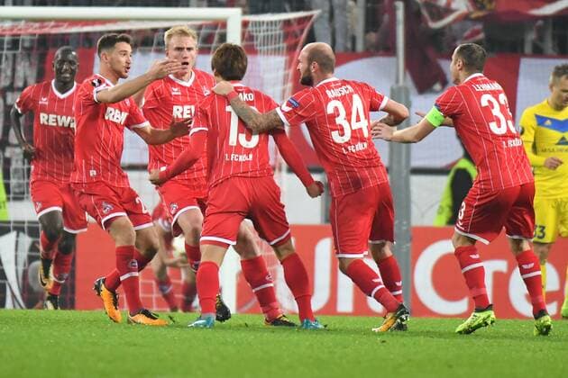 GER, 1. FC Köln (GER) vs. BATE Borisov (BLR) 02.11.2017, RheinEnergieSTADION, Köln, Europa Leaque, Gruppenphase, 4. Spieltag, GER, 1. FC Köln (GER) vs. BATE Borisov (BLR) im Bild: Torjubel Jubel Jubellauf, li Yuya Osako ( 13, 1.FC Koeln), mitte Matthias Lehmann( 33, 1.FC Koeln), re Konstantin Rausch( 34, 1.FC Koeln), Sehrou Guirassy ( 19, 1.FC Koeln), Dominic Maroh ( 5, 1.FC Koeln),
