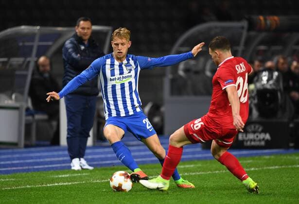Fussball, Herren, Saison 2017 2018, UEFA Europa League (Gruppe J, 4. Spieltag), Hertha BSC - Sorja Luhansk, v. l. Trainer Pal Dardai (Hertha BSC), Arne Maier (Hertha BSC), Silas (Sorja Luhansk), 02.11. 2017, Copyright: xMatthiasxKochx
