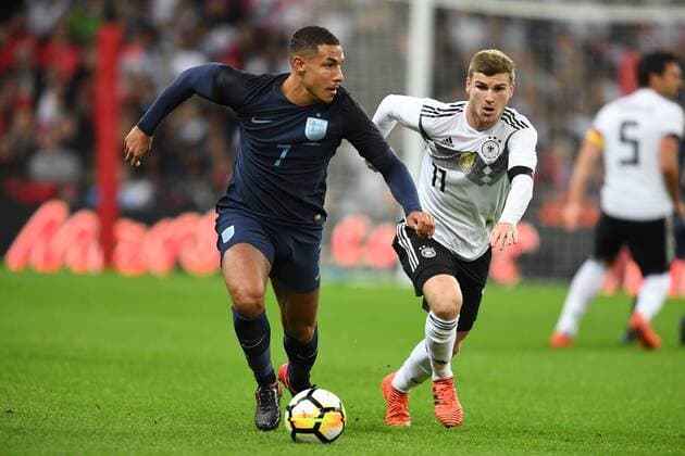 Fussball, Herren, Nationalmannschaft, Länderspiel, Freundschaftsspiel England- Deutschland,10.11.2017, Wembley Stadium London, Jake Livermore, England, Timo Werner, Deustchalnd,