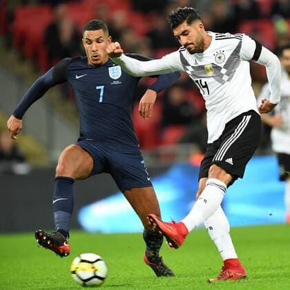 Fussball, Herren, Nationalmannschaft, Länderspiel, Freundschaftsspiel England- Deutschland,10.11.2017, Wembley Stadium London, Jake Livermore, England, Emre Can, Deutschland,