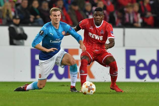 GER, 1. FC Köln (GER) vs. FC Arsenal (ENG) 23.11.2017, RheinEnergieSTADION, Köln, Europa Leaque, Gruppenphase, 5. Spieltag, GER, 1. FC Köln (GER) vs. FC Arsenal (ENG) im Bild: li Rob Holding (FC Arsenal 16), im Zweikampf gegen Jhon Córdoba (FC Köln 15), Querformat,