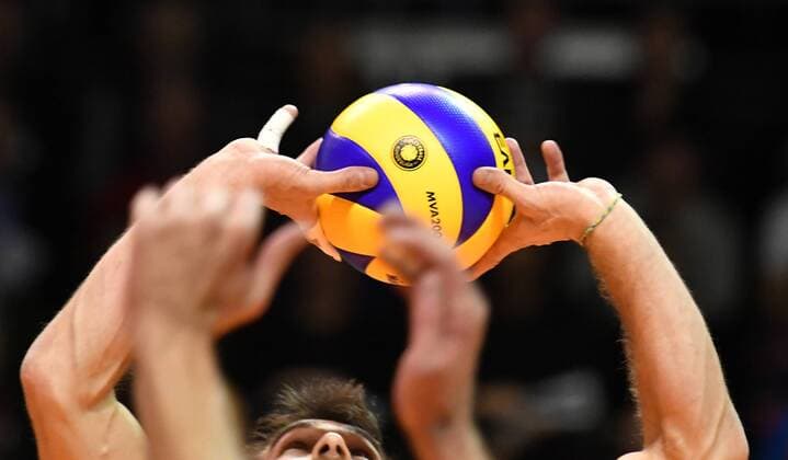 Pierre Pujol (BR Volleys), beim Zuspiel BR Volleys Berlin-TSV Herrsching Deutsche Volleyball Liga, DVV-Pokal, 2017 2018, Hauptrunde, Herren, Männer, Volleyball, Deutschland, Germany, Max-Schmeling-Halle Berlin, 25.11.2017