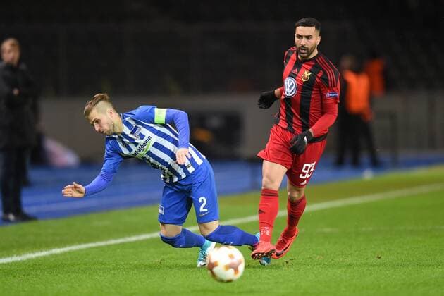 Bilder des Tages - SPORT Fussball, Herren, Saison 2017 2018, UEFA Europa League (Gruppe J, 6. Spieltag) in Berlin, Hertha BSC - Östersunds FK, Peter Pekarik (Nr. 2, Hertha BSC), Saman Ghoddos (Nr. 93, Östersunds FK), 07.12.17, Copyright: xMichaelxHundtx xMatthiasxKochx