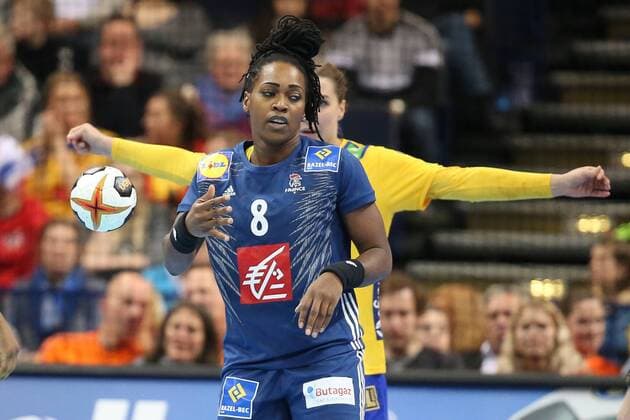 Handball, WM Damen, Schweden - Frankreich Schweden - Frankreich, 23. IHF Handball-Weltmeisterschaft der Frauen; Hamburg, 15.12.17 Hamburg, 15.12.17, Handball, 23. IHF Handball-Weltmeisterschaft der Frauen, Halbfinale, Schweden - Frankreich : Laurisa Landre (Frankreich, 08)
