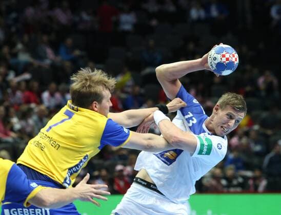 Handball, EM, Schweden - Island European Handball Championship, Group A, 1st Round, Sweden - Iceland 12.01.2018., Croatia, Spaladium Arena, Split - European Handball Championship, Group A, 1st Round, Sweden - Iceland. Max Darj, Olafur Andres Gudmundsson. IvoxCagalj PIXSELL
