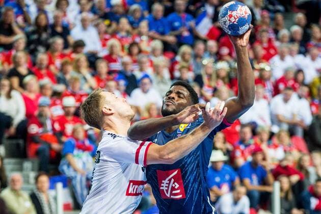 14.01.2018, Zatika Centre, Porec, CRO, EHF EM, Herren, Oesterreich vs Frankreich, Gruppe B, im Bild Dika Mem of Francea during the preliminary round, group B match of the EHF men s Handball European Championship EM Europameisterschaft between Austria and France at the Zatika Sport Centre in Porec, Croatia on 2018 01 14. Porec