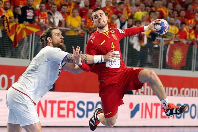 European Handball Championship, Group II, 2nd round, FYR Macedonia - Czech Republic 23.01.2018., Arena Varazdin, Varazdin, Croatia - 2018 European Men s Handball Championship, Group II, 2nd round, FYR Macedonia - Czech Republic. Leos Petrovsky, Martin Velkovski GoranxStanzl PIXSELL