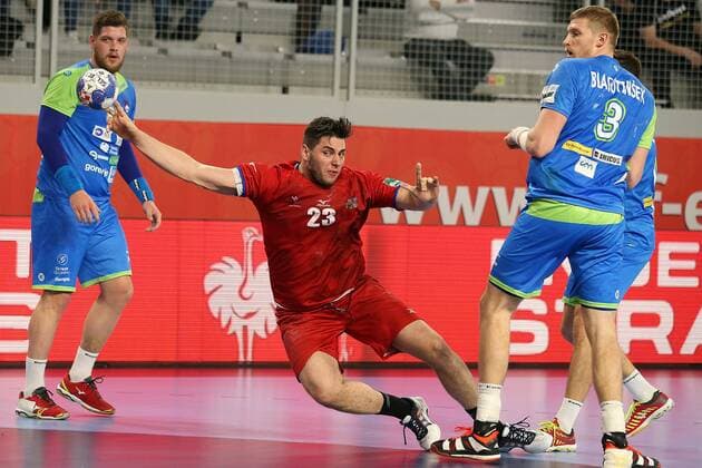 European Handball Championship, Group II, 3rd round, Slovenia - Czech Republic 24.01.2018., Arena Varazdin, Varazdin, Croatia - 2018 European Men s Handball Championship, Group II, 3rd round, Slovenia - Czech Republic. Leos Petrovsky, Blaz Blagotinsek GoranxStanzl PIXSELL