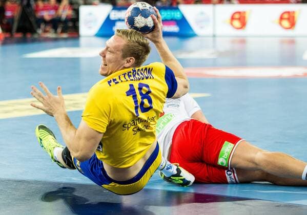 24.01.2018, Arena Zargreb, Zagreb, CRO, EHF EM, Herren, Schweden vs Norwegen, Hauptrunde, Gruppe 1, im Bild Fredric Pettersson of Sweden during the main round, group 1 match of the EHF men s Handball European Championship EM Europameisterschaft between Sweden and Norway at the Arena Zargreb in Zagreb, Croatia on 2018 01 24. Zagreb