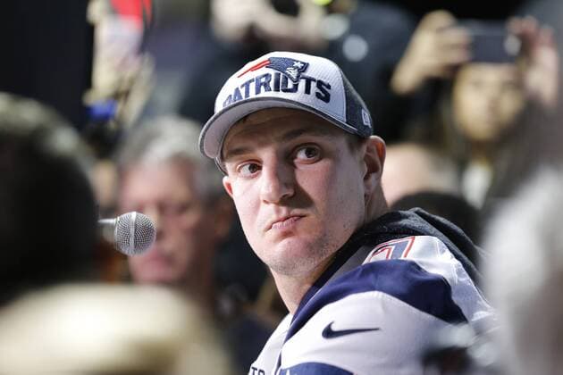 February 01, 2018 New England Patriots tight end Rob Gronkowski (87) speaks to the media during Super Bowl LII media availability at Mall of America in Bloomington, Minnesota. The New England Patriots will face the Philadelphia Eagles in Super Bowl LII on February 4th in Minneapolis, MN. CSM NFL American Football Herren USA 2018: Super Bowl LII - New England Patriots Media Availability FEB 01 - ZUMAc04_ 20180201_zaf_c04_061 Copyright: xCharlesxBausx