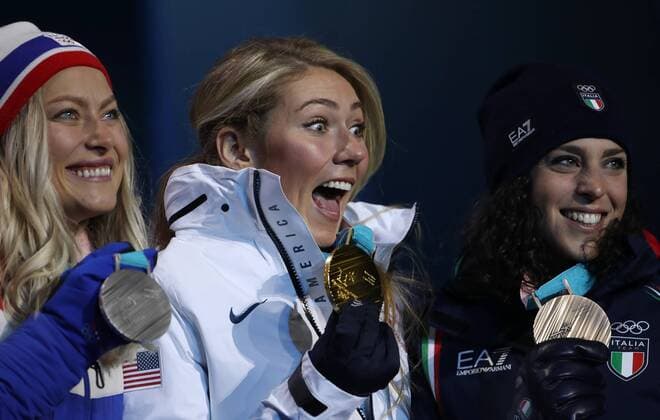 PyeongChang 2018, Ski Alpin, Riesenslalom der Damen, Siegerehrung OLYMPICS - 2018 Winter Olympics PYEONGCHANG,SOUTH KOREA,15.FEB.18 - OLYMPICS, ALPINE SKIING - Olympic Winter games Winterspiele Spiele Summer games PyeongChang 2018, medal plaza, slalom, ladies, award ceremony. Image shows Ragnhild Mowinckel (NOR), Mikaela Shiffrin (USA) and Federica Brignone (ITA). GEPAxpictures xAndreasxPranter