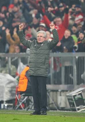 Trainer Cheftrainer Jupp HEYNCKES (FCB) Torjubel, Jubel nach dem Tor zum 1-0 Jubel, jubeln, jubelt, Freude, Emotionen, Feiern, Lachen, jubelt, freuen, reisst die Arme hoch, ballt die Faust FC BAYERN MUENCHEN - BESIKTAS ISTANBUL Achtelfinale Hinspiel, Fussball UEFA Champions League, Muenchen, 20.02.2018 CL Saison 2017 2018, FCB,