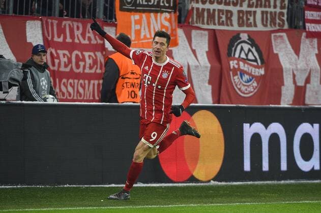 GER, UEFA,Champions League, FC Bayern Muenchen - Besiktas Istanbul 20.02.2018, Allianz-Arena, Muenchen, GER, UEFA,Champions League, FC Bayern Muenchen - Besiktas Istanbul, im Bild Torjubel Robert Lewandowski (FC Bayern Muenchen 9)