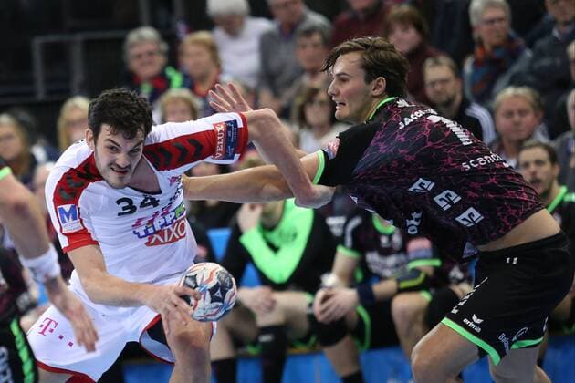 SG Flensburg-Handewitt - Telekom Veszprem HC, EHF Champions League; Flensburg, 25.02.18 Flensburg, 25.02.18, Handball, VELUX EHF Champions League, Saison 2017 2018, Gruppenphase, SG Flensburg-Handewitt - Telekom Veszprem HC : Petar Nenadic (Telekom Veszprem HC, 34), Magnus Roed (SG Flensburg-Handewitt, 77)
