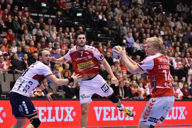 Aalborg Handbold - SG Flensburg-Handewitt, EHF Champions League; Aalborg, 04.03.18 Aalborg, 04.03.18, Handball, VELUX EHF Champions League, Saison 2017 2018, Gruppenphase, Aalborg Handbold - SG Flensburg-Handewitt : Magnus Saugstrup (Aalborg Handbold, 14), Martin Larsen (Aalborg Handbold, 07), Henrik Toft Hansen (SG Flensburg-Handewitt, 23)