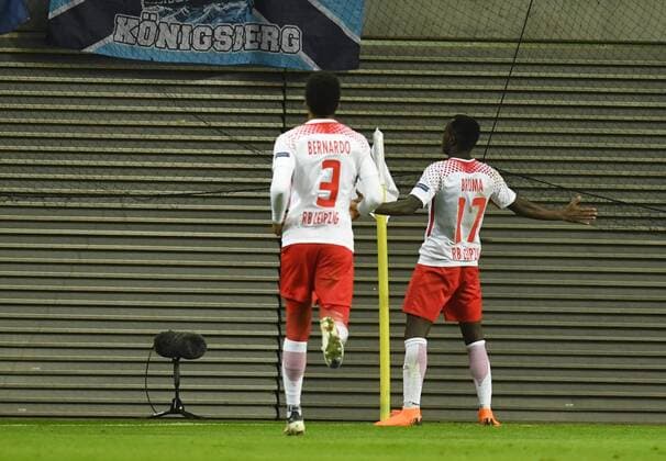 Fussball, Herren, Saison 2017 2018, Europa League (Achtelfinale, Hinspiel), RB Leipzig - Zenit St. Petersburg, v. l. Bernado (RB Leipzig), Bruma (RB Leipzig), Jubel nach Tor zum 1:0, 08.03. 2018, Copyright: xMatthiasxKochx