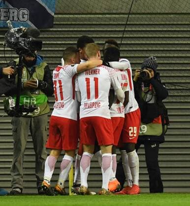 Fussball, Herren, Saison 2017 2018, Europa League (Achtelfinale, Hinspiel), RB Leipzig - Zenit St. Petersburg, Leipzig, Jubel nach Tor zum 1:0, v. l. Diego Demme (RB Leipzig), Timo Werner (RB Leipzig), Bruma (RB Leipzig), Jean-Kevin Augustin (RB Leipzig), 08.03. 2018, Copyright: xMatthiasxKochx