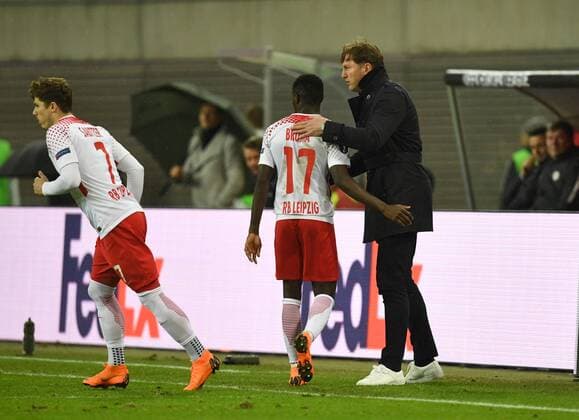 Fussball, Herren, Saison 2017 2018, Europa League (Achtelfinale, Hinspiel), RB Leipzig - Zenit St. Petersburg, v. l. Marcel Sabitzer (RB Leipzig), Bruma (RB Leipzig), Trainer Ralph Hasenhüttl (RB Leipzig), 08.03. 2018, Copyright: xMatthiasxKochx