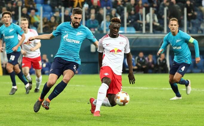 St.Petersburg - RB Leipzig Fussball Euro League Sankt Petersburg, 15.03.2018, Krestowski-Stadion, Fussball, UEFA EURO EM Europameisterschaft Fussball League, Achtelfinale Rueckspiel Rematch , FK Zenit St. Petersburg vs. RB Leipzig , Im Bild v.l.: MihaÊMevlja (23, Zenit) und Jean-Kevin Augustin (29, RB Leipzig). ,