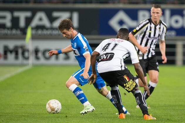 - GENT, BELGIUM: Gent s Brecht Dejaegere and Charleroi s Francis N Ganga fight for the ball during the Jupiler Pro League match between KAA Gent and Sporting Charleroi, Friday 08 May 2015 in Gent, on the seventh day of the Play-off 1. KURTxDESPLENTER x80804234x