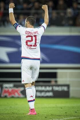 - GENT, BELGIUM: Lyon s Maxime Gonalons celebrate after scoring during the first game in the group stage of the Uefa Champions League competition, in group H, between Belgian first league soccer team KAA Gent and Olympique Lyon, in Gent, Wednesday 16 September 2015. JASPERxJACOBS x85281342x
